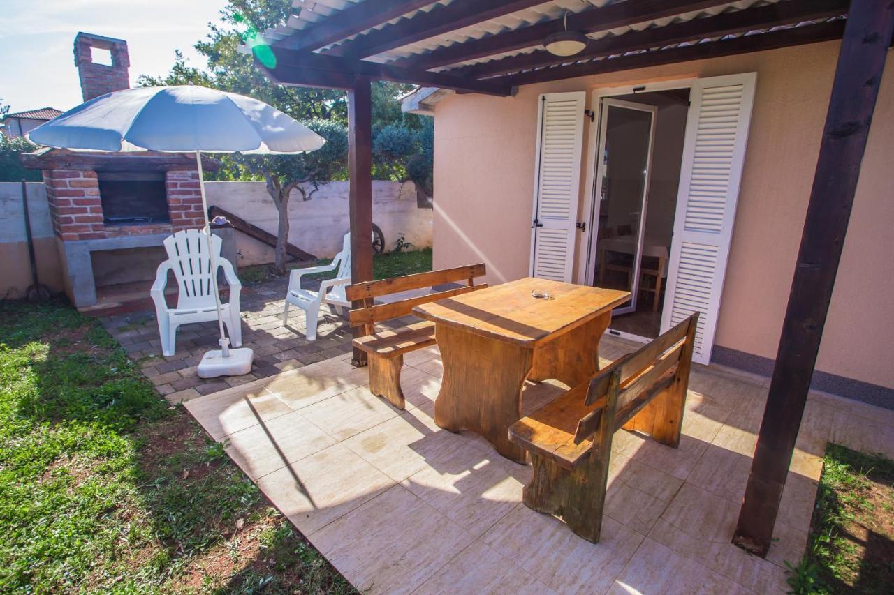 Ema-Dany Apartment Porec Exterior photo