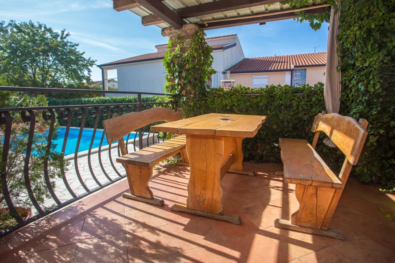 Ema-Dany Apartment Porec Exterior photo